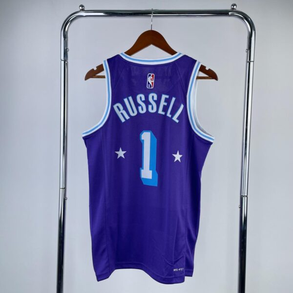 Los Angeles Lakers18