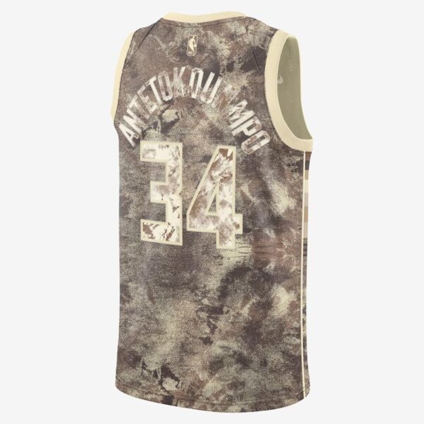 Milwaukee Bucks2