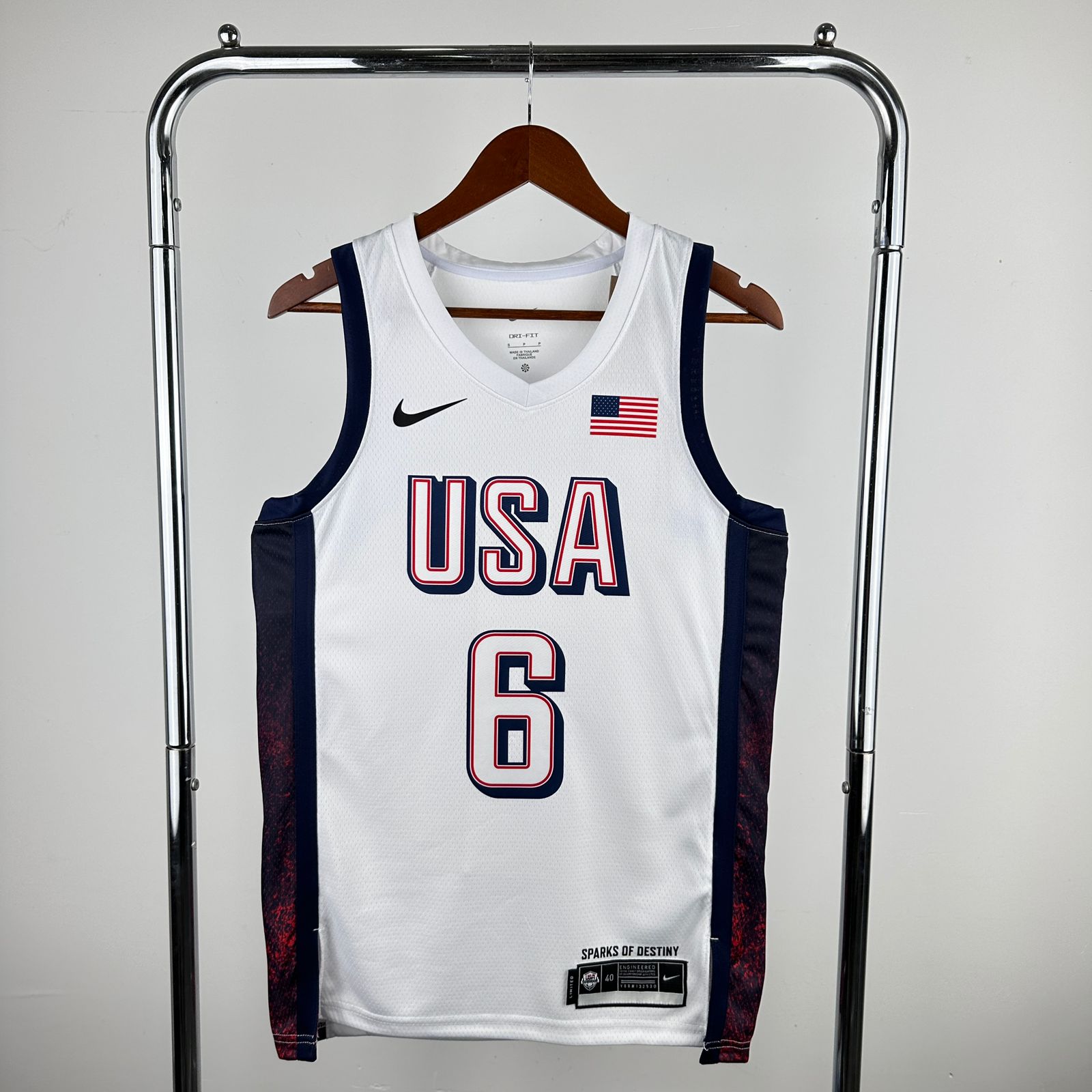 USA 9