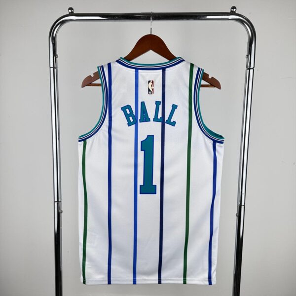 Regata Charlotte Hornets - Imagem 2