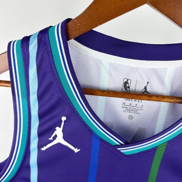 Regata Charlotte Hornets - Imagem 5