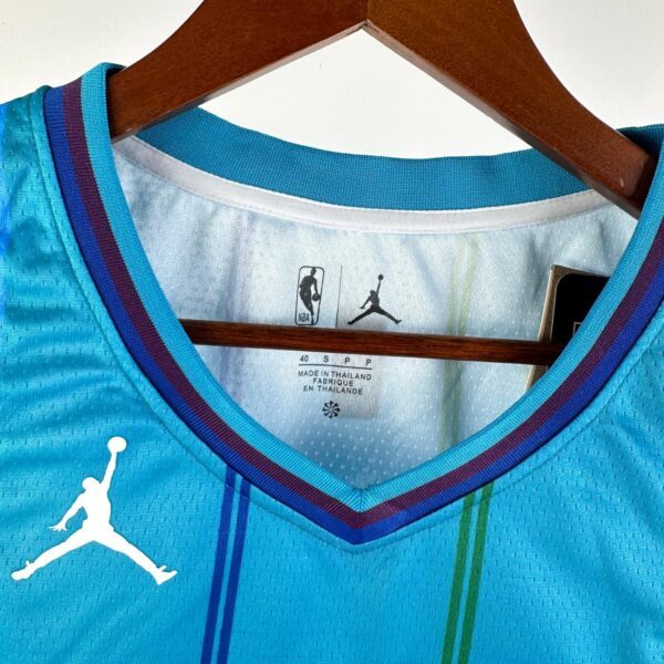 Regata Charlotte Hornets - Imagem 3