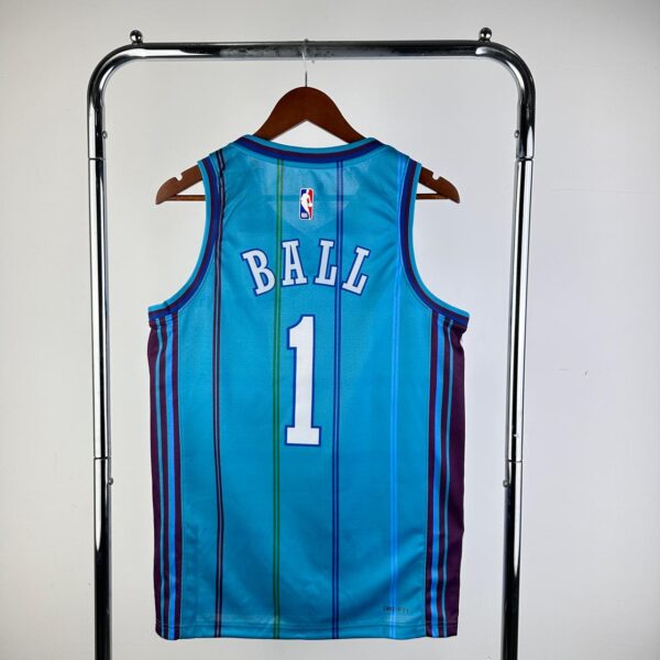 Regata Charlotte Hornets - Imagem 2