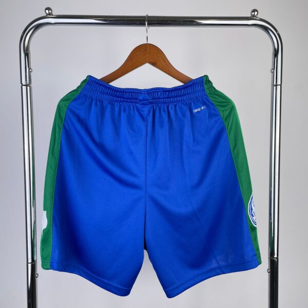 Dallas Mavericks15