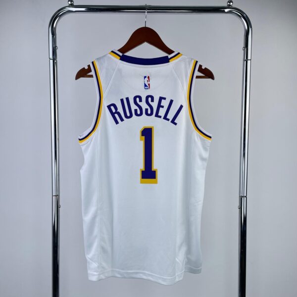 Los Angeles Lakers22