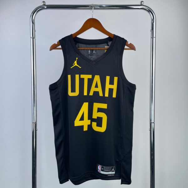 Utah Jazz3