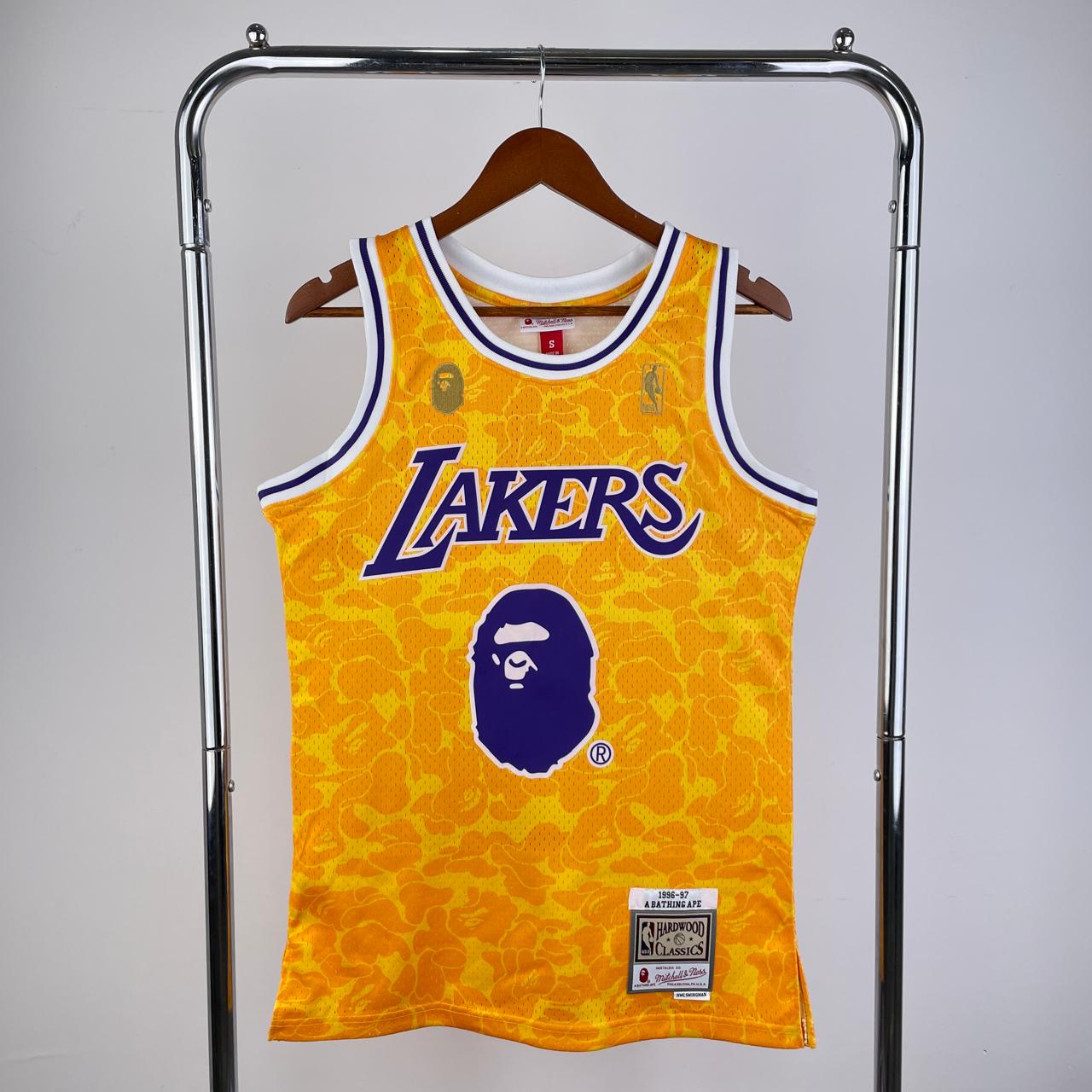 Los Angeles Lakers40