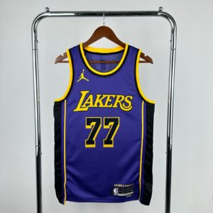 Los Angeles Lakers69