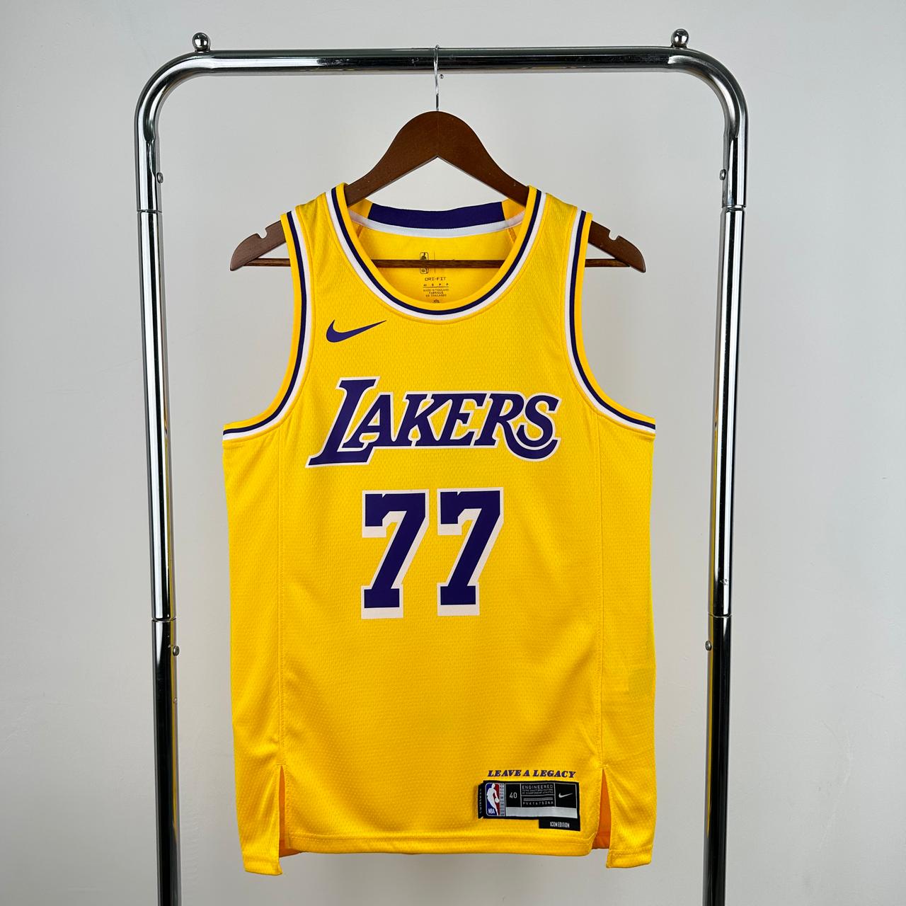 Los Angeles Lakers78