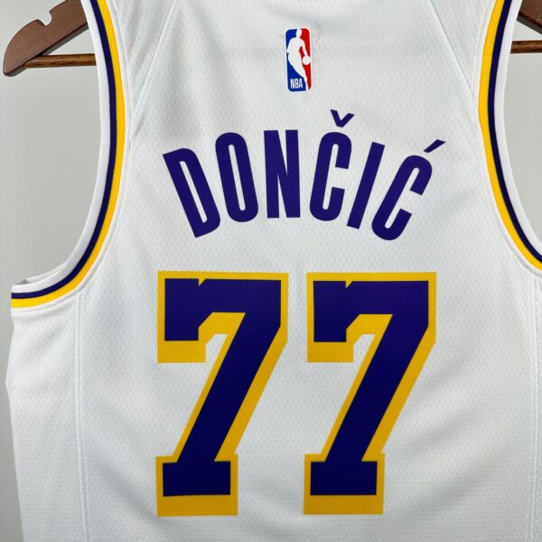 Los Angeles Lakers